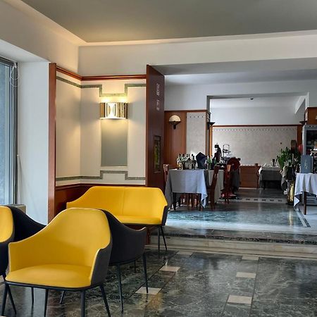 Hotel Centrale San Pellegrino Terme Exteriör bild