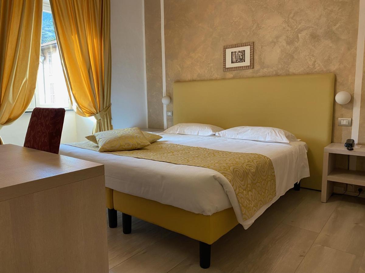 Hotel Centrale San Pellegrino Terme Exteriör bild